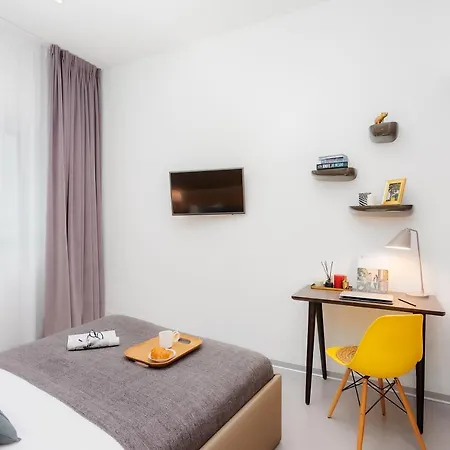 Visionapartments - Contactless Check-in 3*