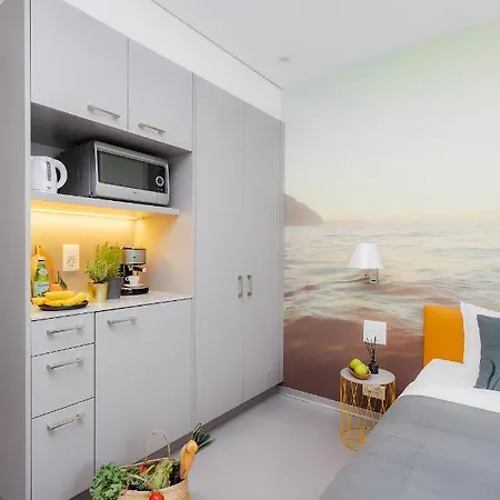 Visionapartments - Self Check-in Appart hôtel 3*
