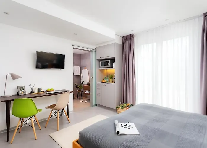 Visionapartments - Contactless Check-in 3*