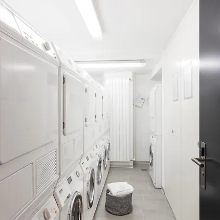 Visionapartments - Contactless Check-in 3*