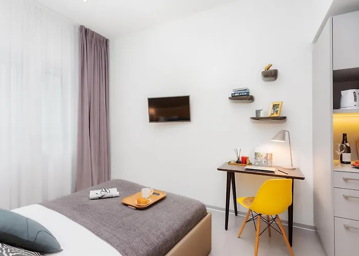 Visionapartments - Contactless Check-in 3*